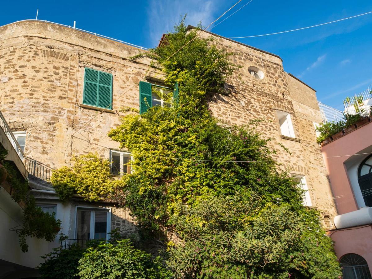 Lo Scuopolo-2 By Interhome Appartement Ischia