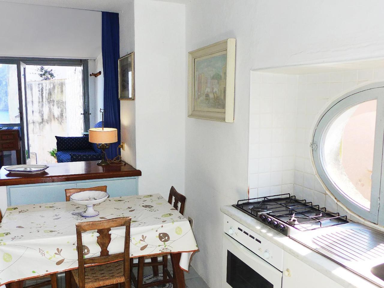 Lo Scuopolo-2 By Interhome Appartement Ischia